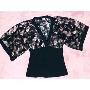 🎎 Asian Inspired Blouse 🎎